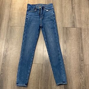 American Eagle skinny jeans